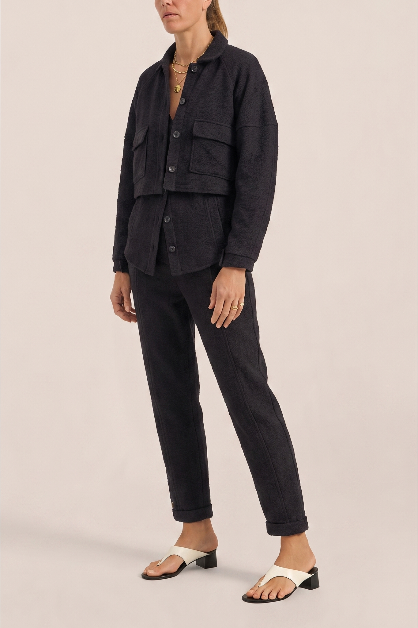 ILIO NEMA Nomos Cropped Black Boucle Jacket
